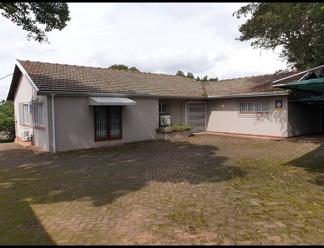 218M² OFFICE TO LET IN WESTVILLE